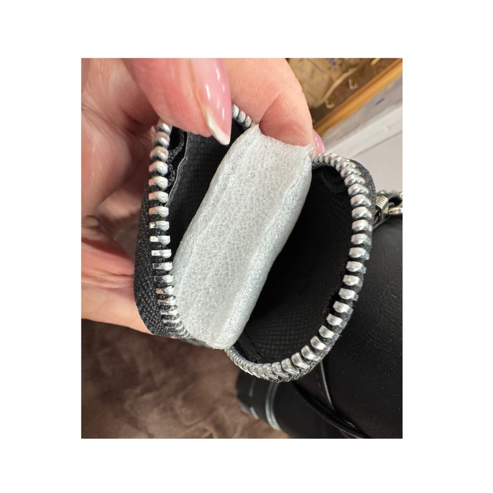 Olivia Miller ankle boots with detachable pouches 8.5 - Picture 7 of 13